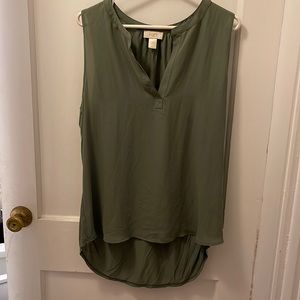 LOFT Polyester/ Rayon sleeveless blouse